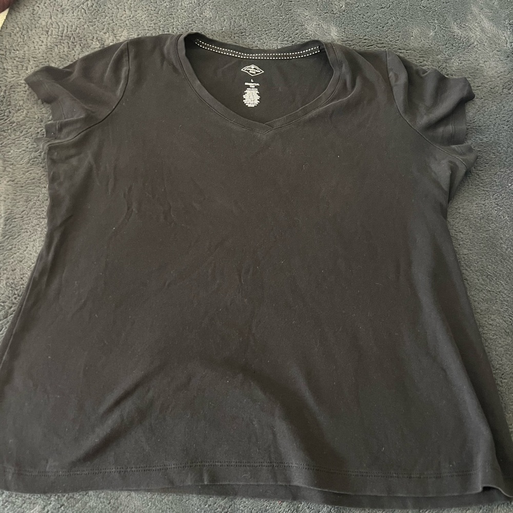 Black shirt